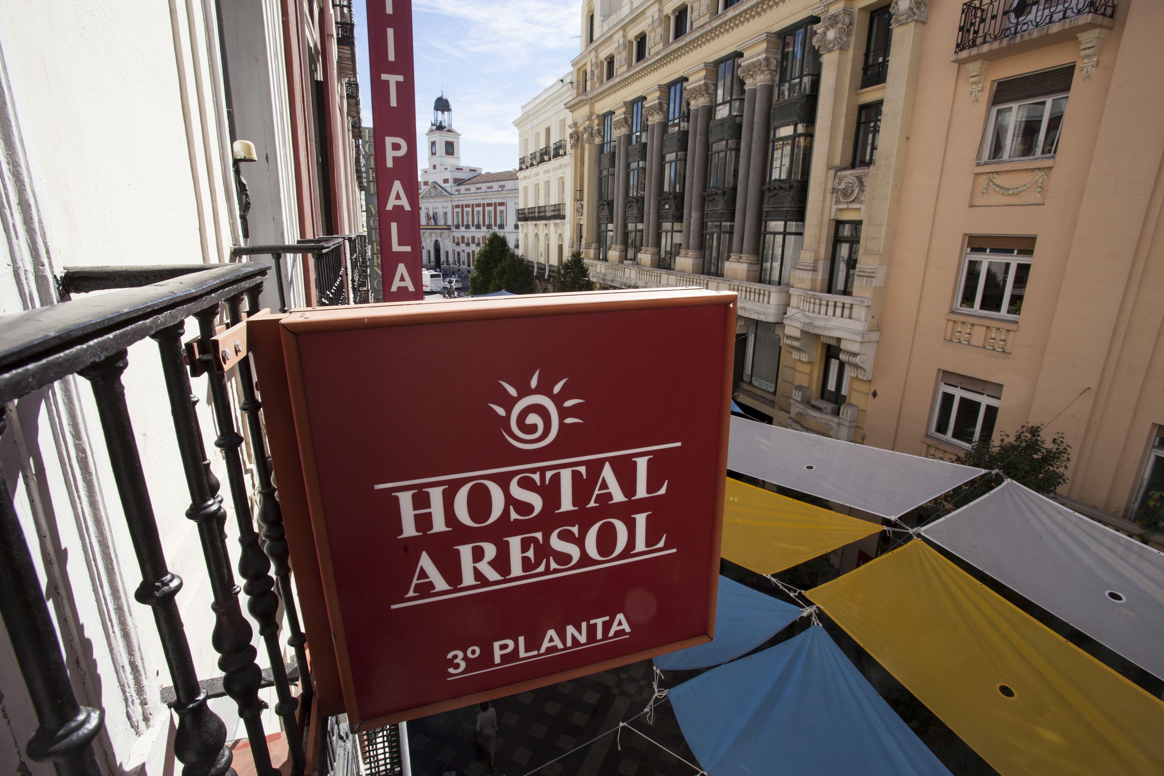 Hostal Aresol — Foto 1
